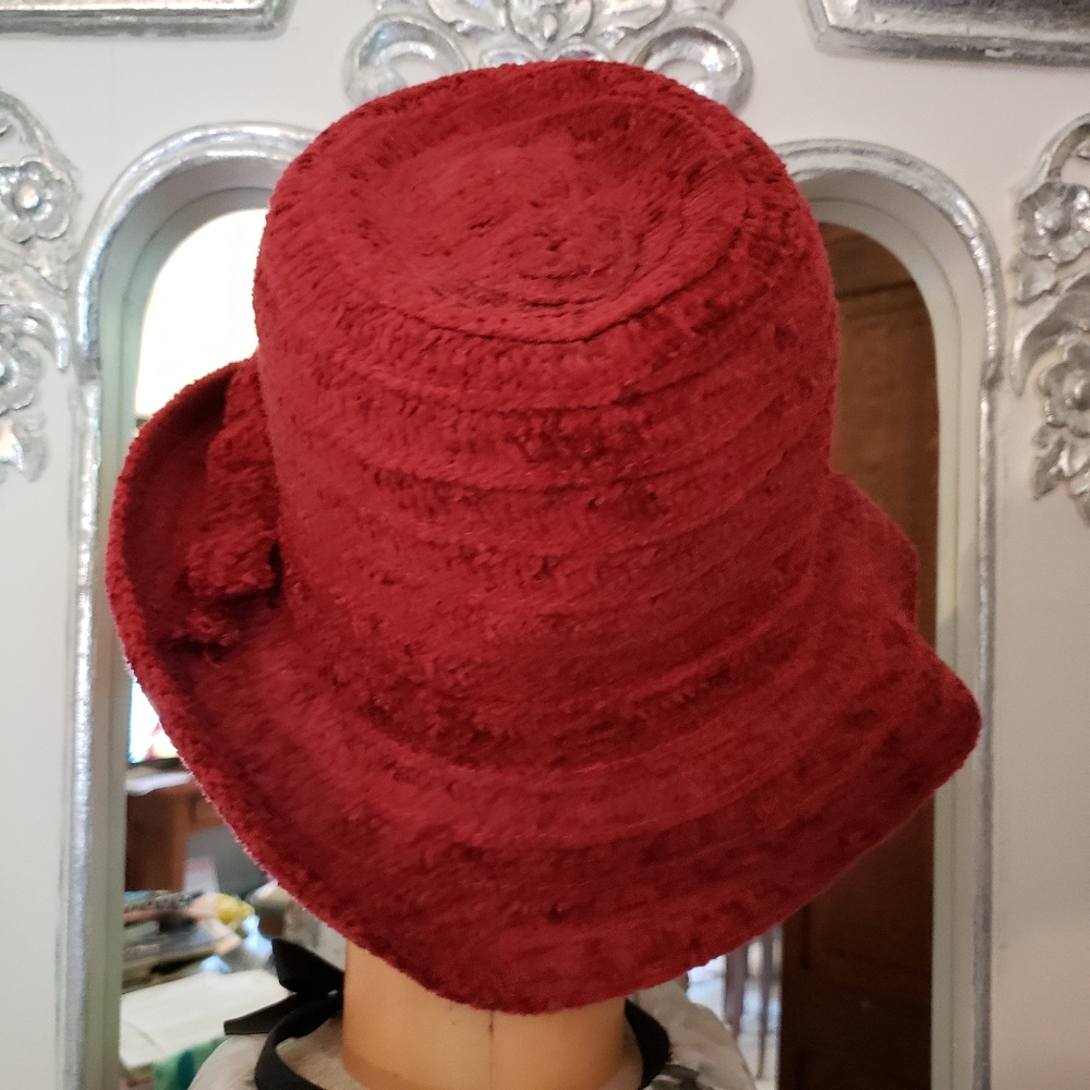 Hat. - Picture 8 of 9